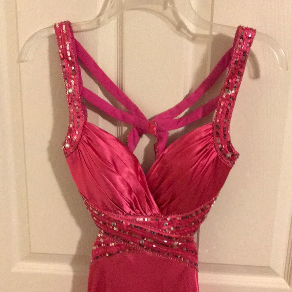 Hailey Logan by Adrianna Papell Prom Dress - Picture 3 of 5